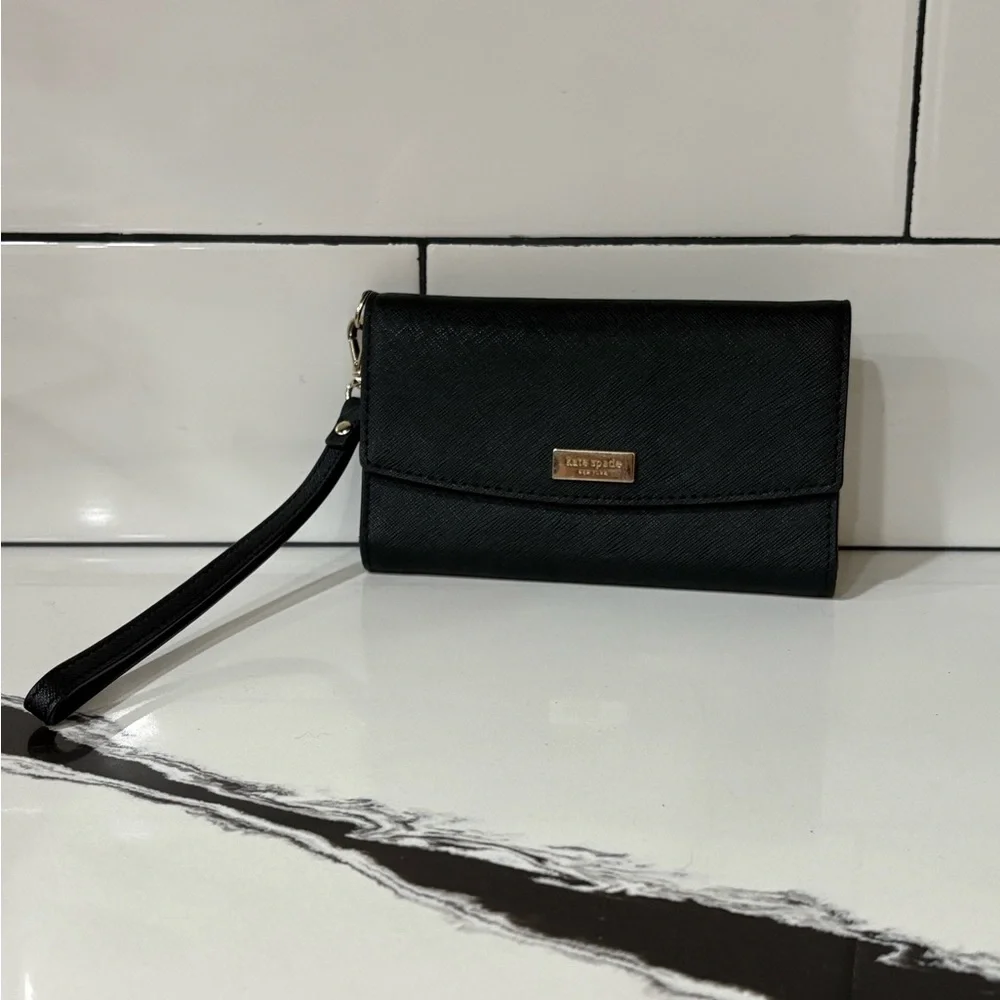NWOT Kate Spade Black WristletC